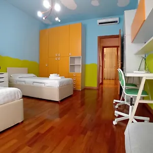 Bnbutler - Stromboli, 22 - Ampio, Luminoso Ed Elegante Milán